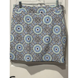 Women's IZOD GOLF White & Blue Geometric Mini Skort Size 8 side zip